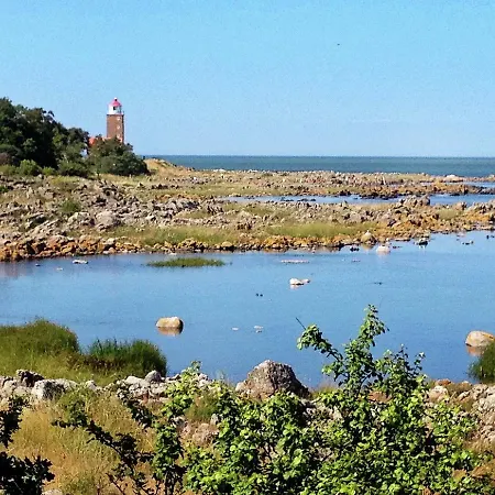 Feriehus Three-bedroom Holiday In 2 *
